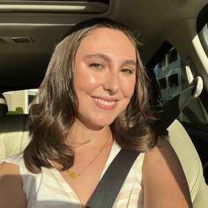 Meet your Posher, Alexandra